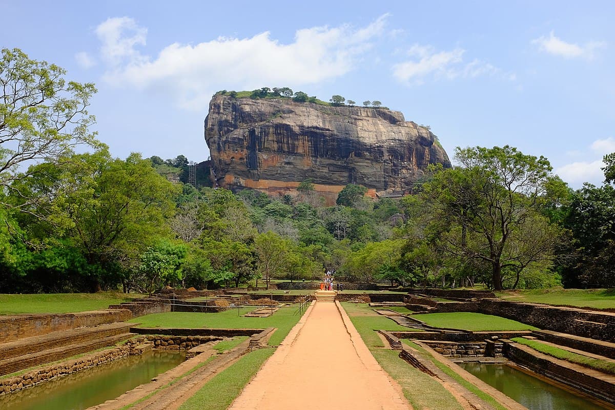 PART 1: Arrival and The Cultural Triangle (Day 1-4)
